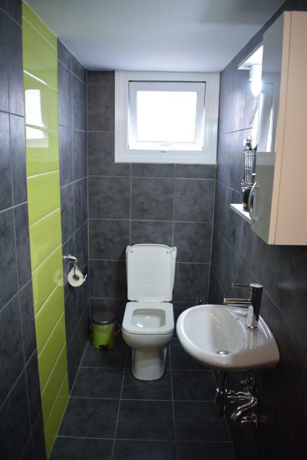 Takis Apartments Ajia Napa Zewnętrze zdjęcie
