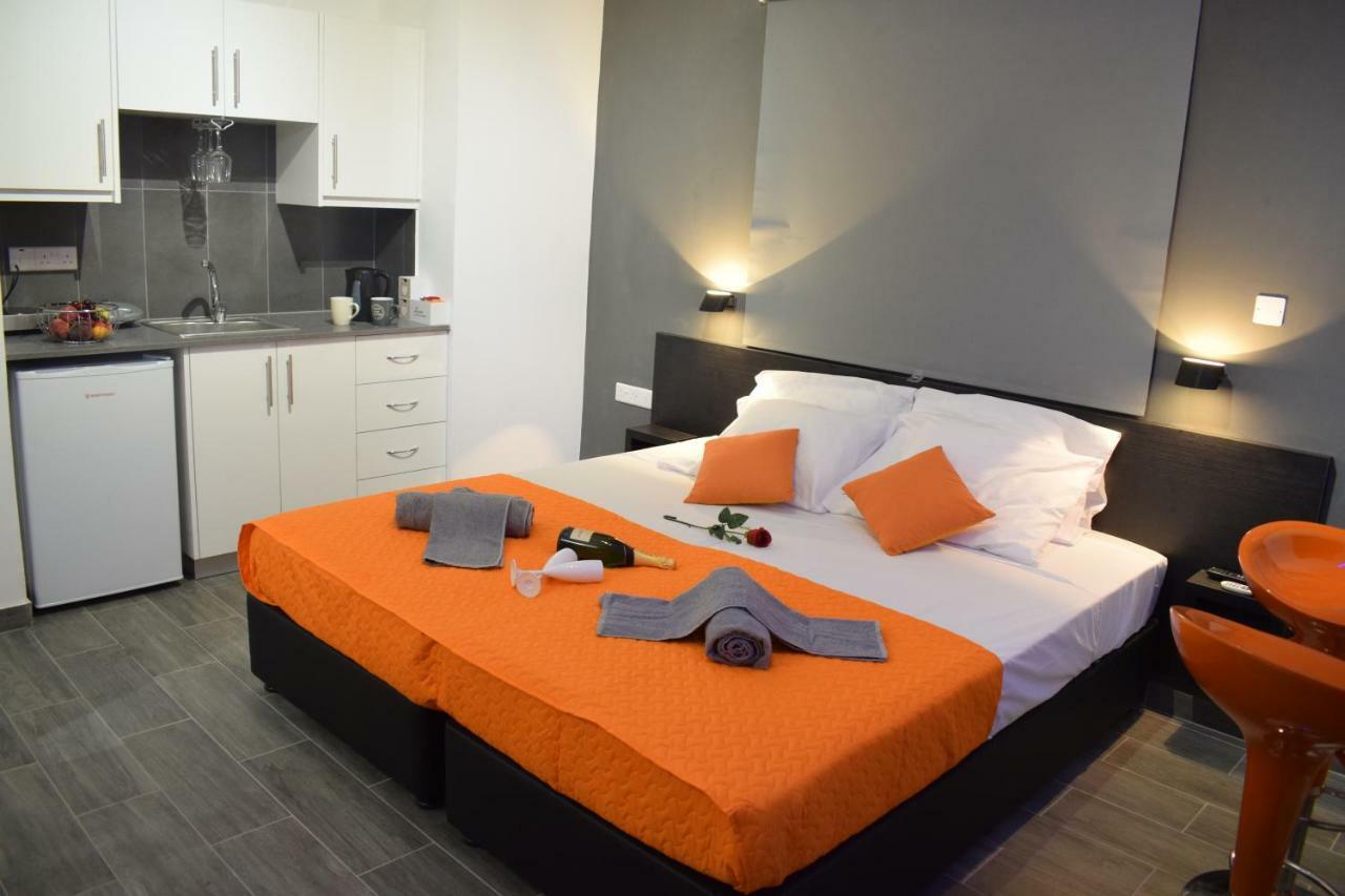 Takis Apartments Ajia Napa Zewnętrze zdjęcie