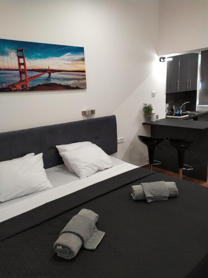 Takis Apartments Ajia Napa Zewnętrze zdjęcie