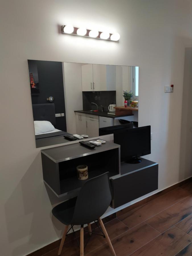 Takis Apartments Ajia Napa Zewnętrze zdjęcie